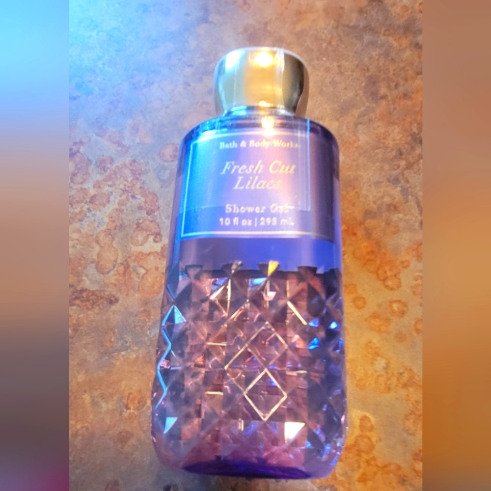 Bath and Body Works Fresh Cut Lialic Shower Gel